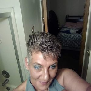 Meet your Posher, Meshele